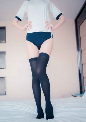 七天眼镜妹三部_韩国在线观看